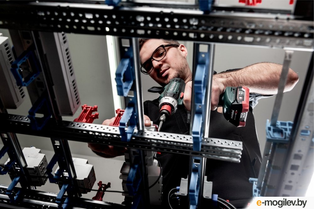 �����-���������� Metabo PowerMaxx BS 12 Q 601037800 (� 2-�� ��� 4 Ah, ����)