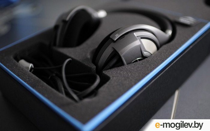 �������� Sennheiser HD 700