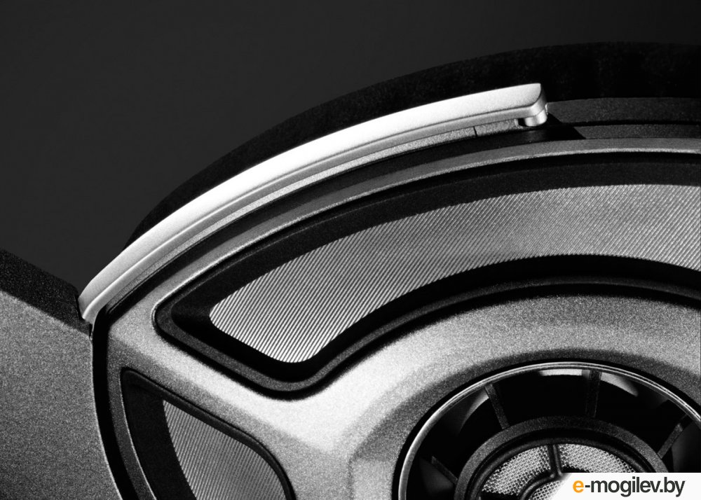 �������� Sennheiser HD 700