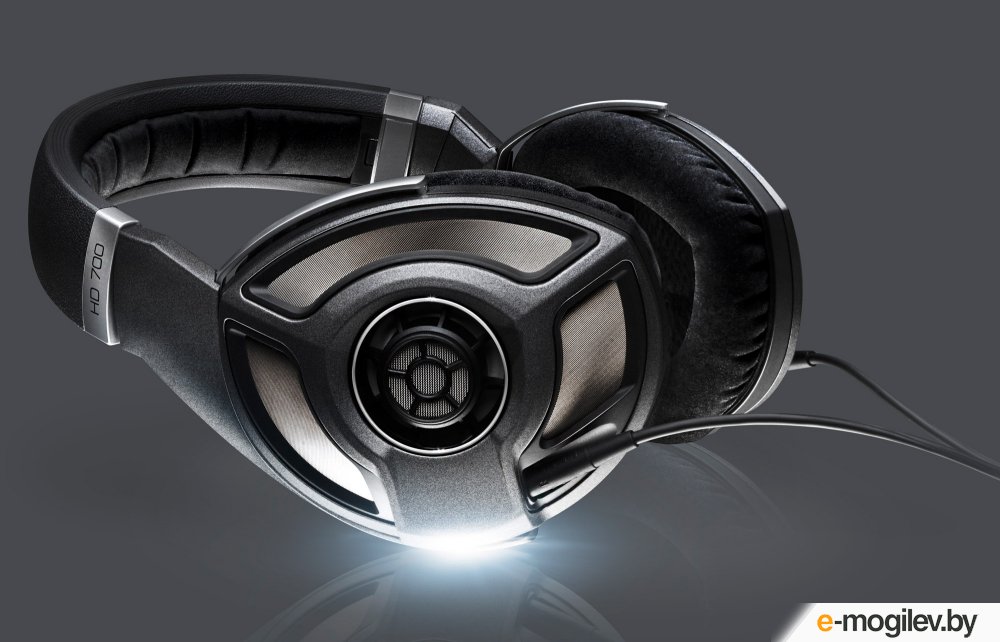 �������� Sennheiser HD 700